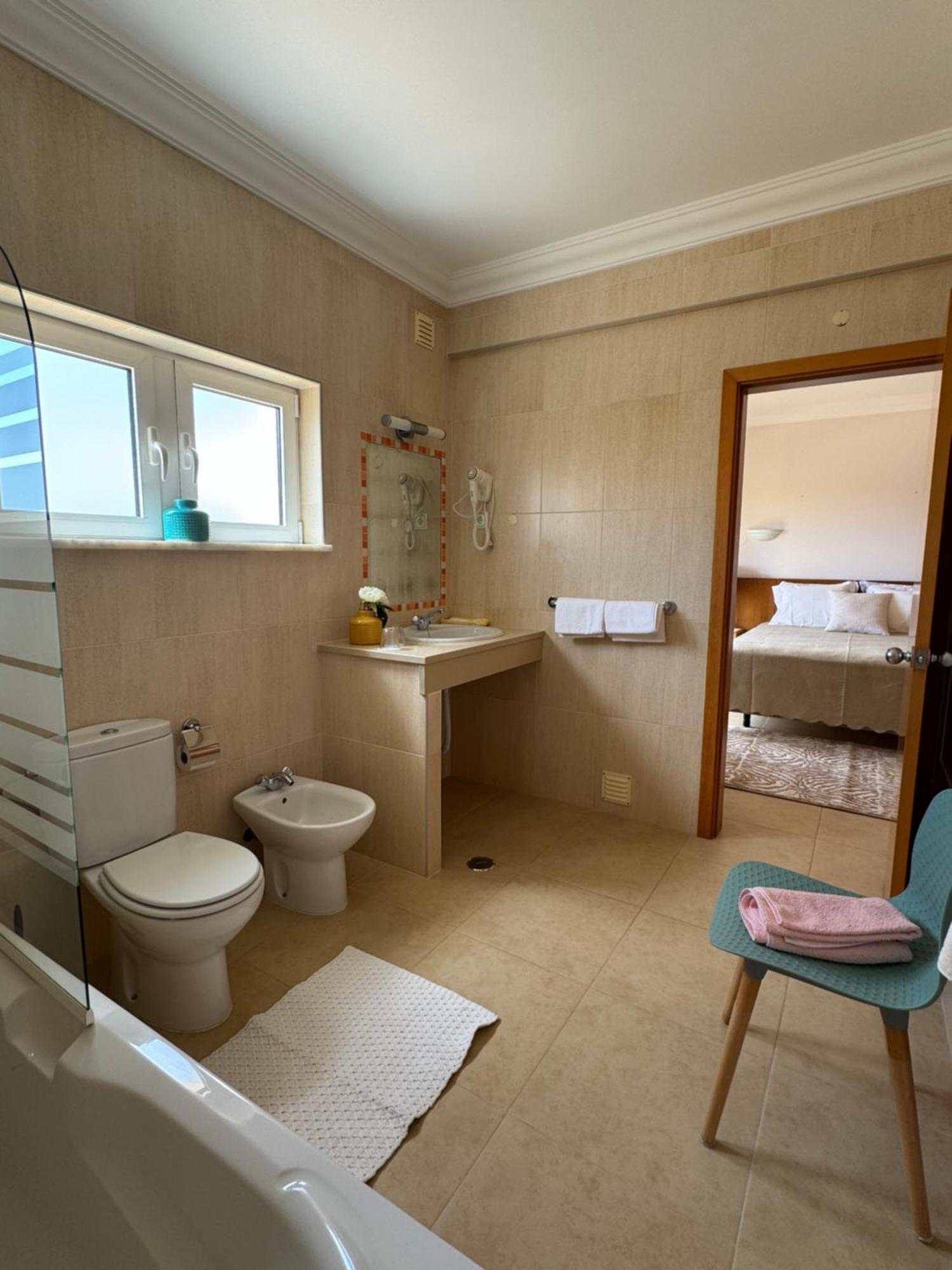 Lucie Lime Guesthouse Praia Da Luz Luaran gambar