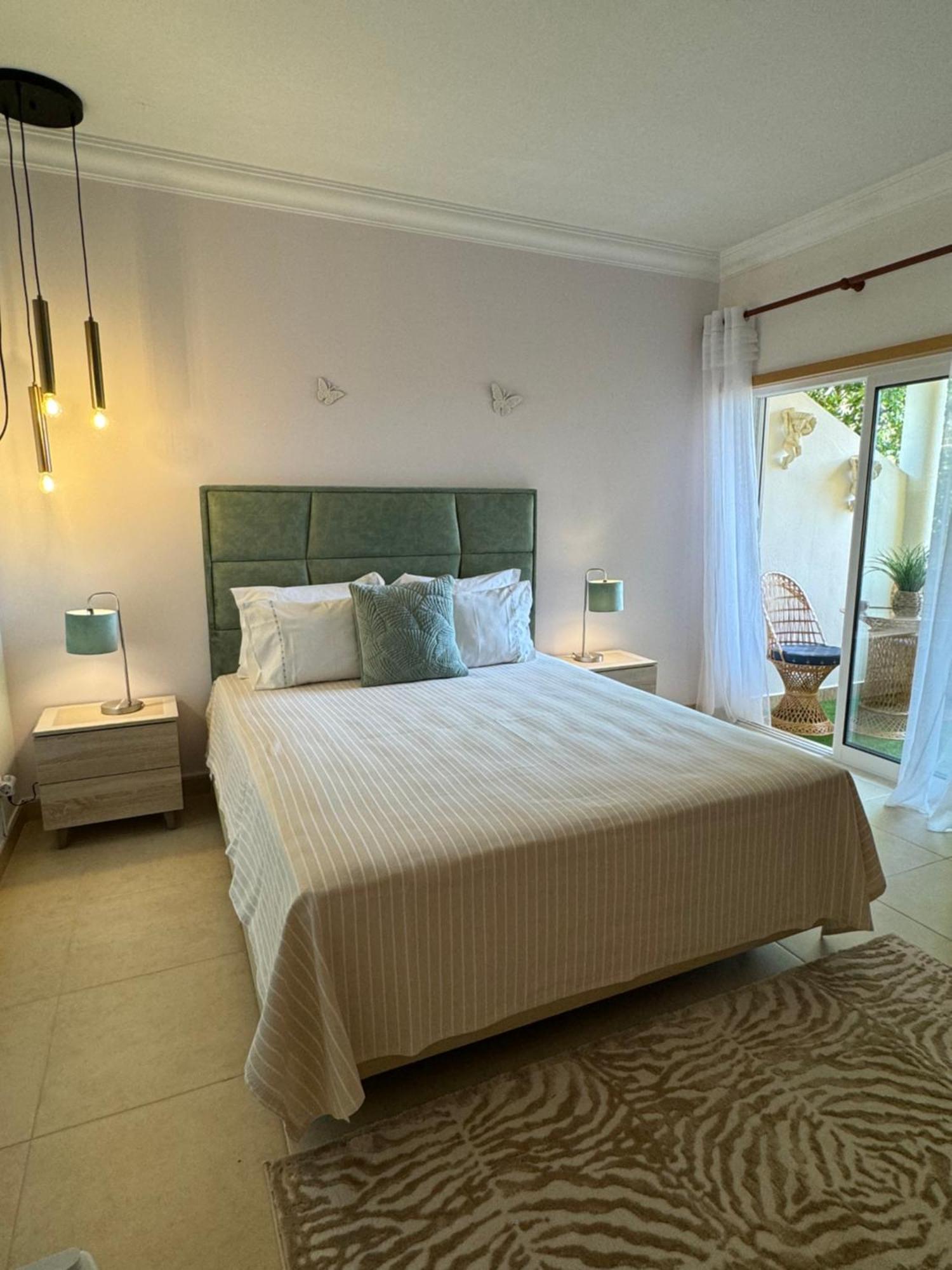Lucie Lime Guesthouse Praia Da Luz Luaran gambar